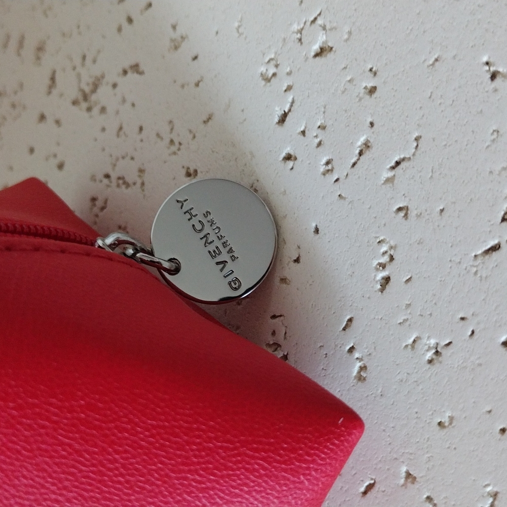 Givenchy pouch - Picture 5 of 12